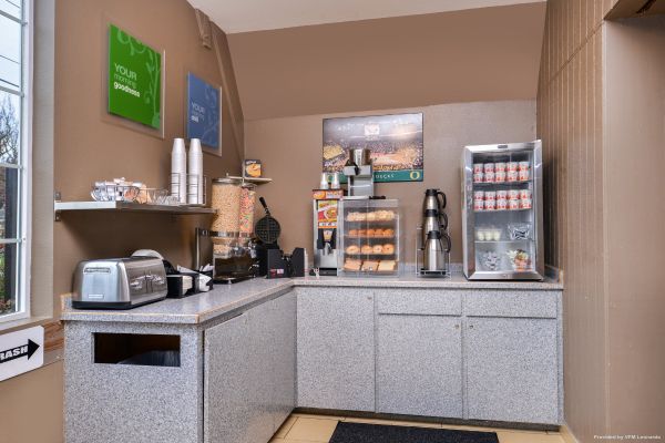 UNIVERSITY INN AND SUITES (Eugene)